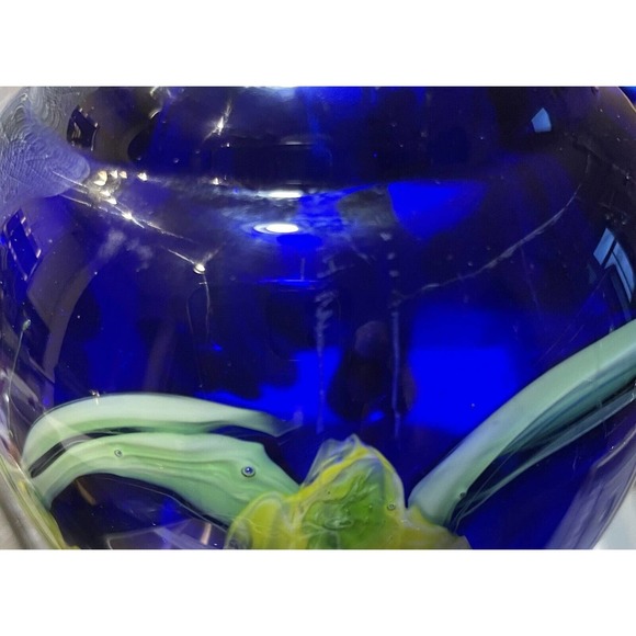 Kusak Art Glass Vase In Cobalt Blue With Cased Yellow Flowers & Green Vines - Picture 12 of 13